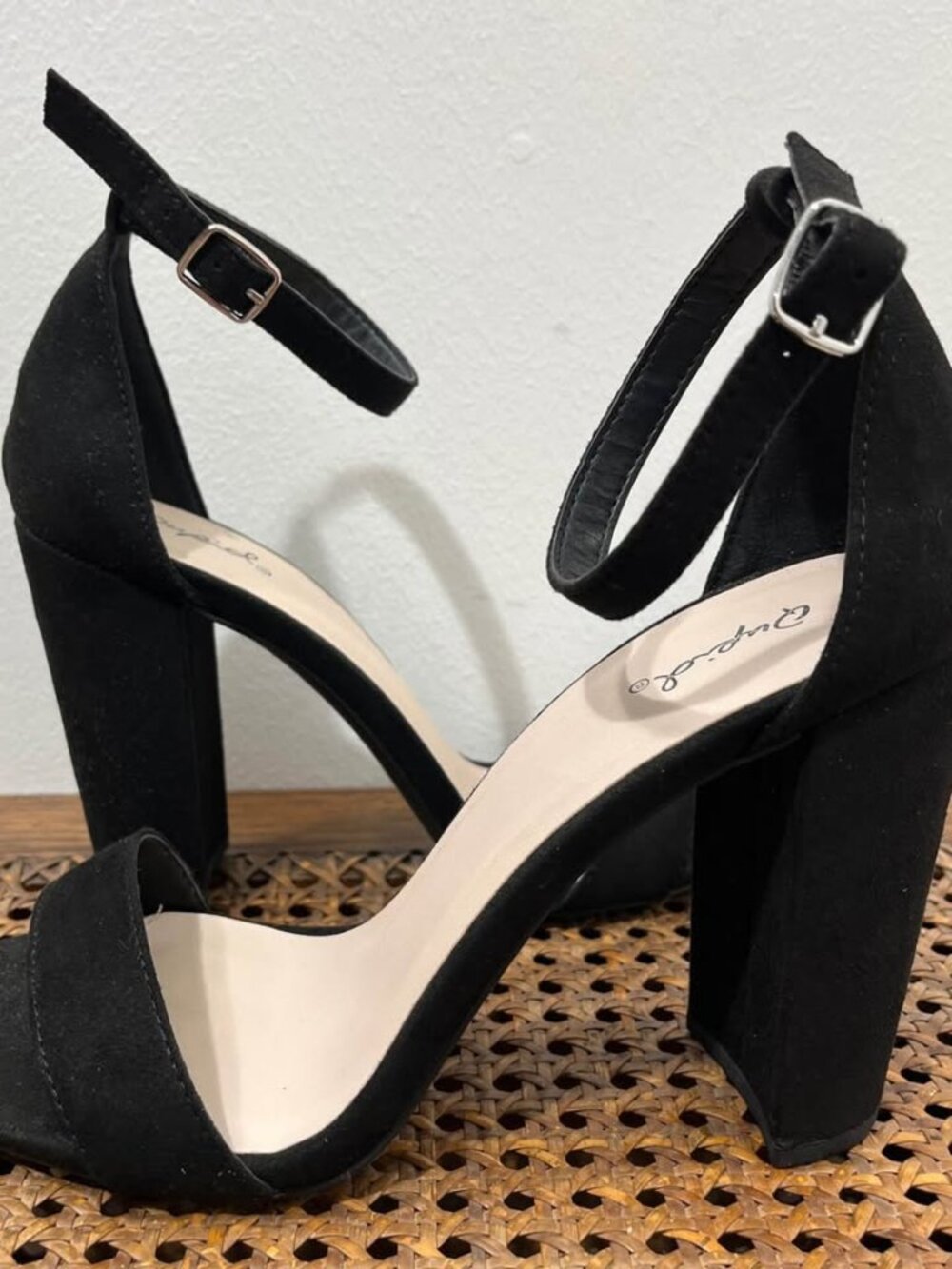 Size 9 Qupid Black Suede Block High Heel Open Toe Ankle Strap Dress Sandals